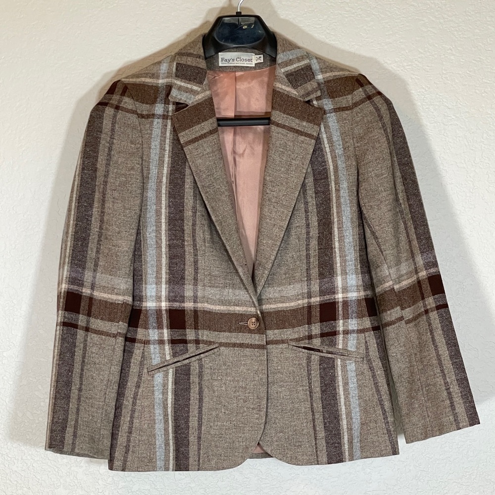 Vintage "Fay's Closet" ladies plaid blazer